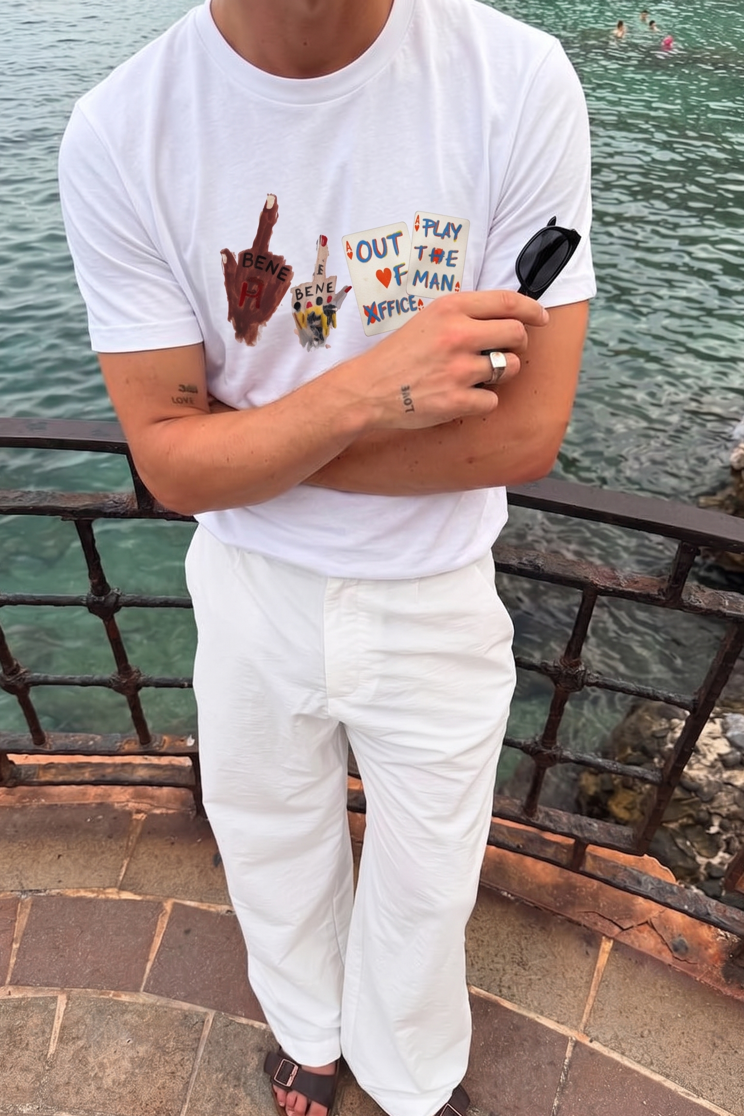 Out of office collection | Play the man t-shirt